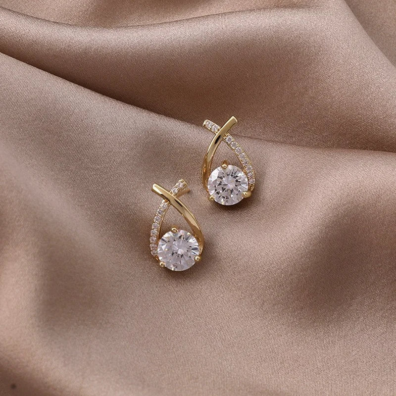 Brinco de Zircônia loewe com Cristais Swarovski (COMPRE 1 PAR LEVE 2) Sofisticação e Elegância para Mulheres que Amam Exclusividade